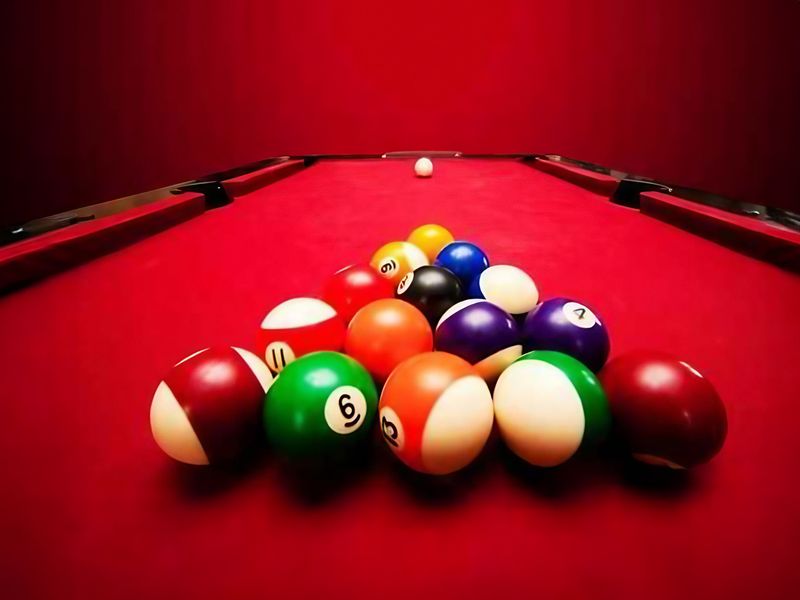 8 Ball Pool Billiard Game